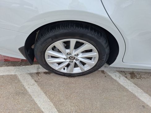 Used 2024 Toyota Camry LE image 11