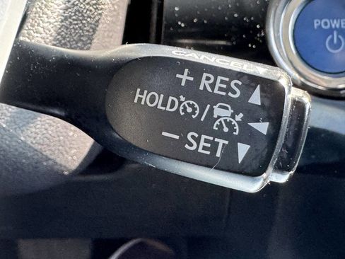 Used 2017 Toyota Prius Prime Plus image 59