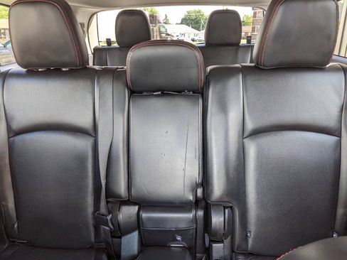 Used 2018 Dodge Journey GT w/ Nav & Sun Group FWD image 21
