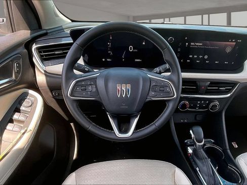 Used 2025 Buick Encore GX Preferred FWD image 8