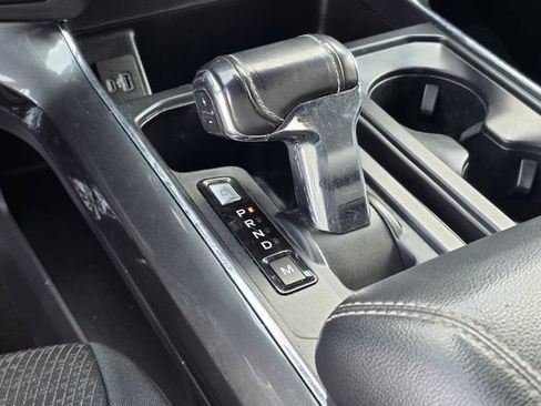 Used 2022 Ford F150 XLT w/ Equipment Group 302A High AWD/4WD image 24