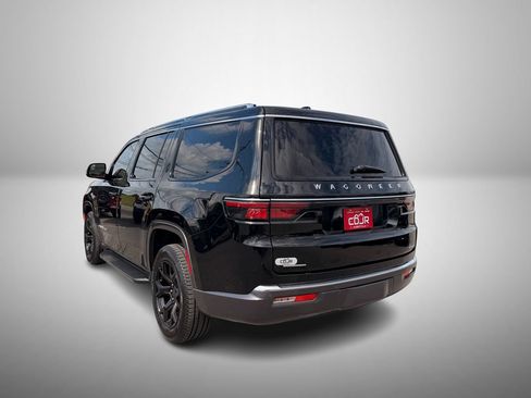 Used 2022 Jeep Wagoneer Series II AWD/4WD image 3