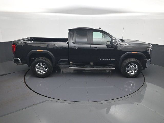 Used 2024 GMC Sierra 2500 Pro w/ Convenience Package AWD/4WD image 16