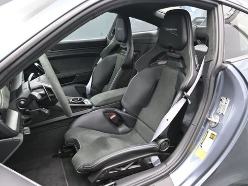 Certified 2026 Porsche 911 GT3 RWD image 5