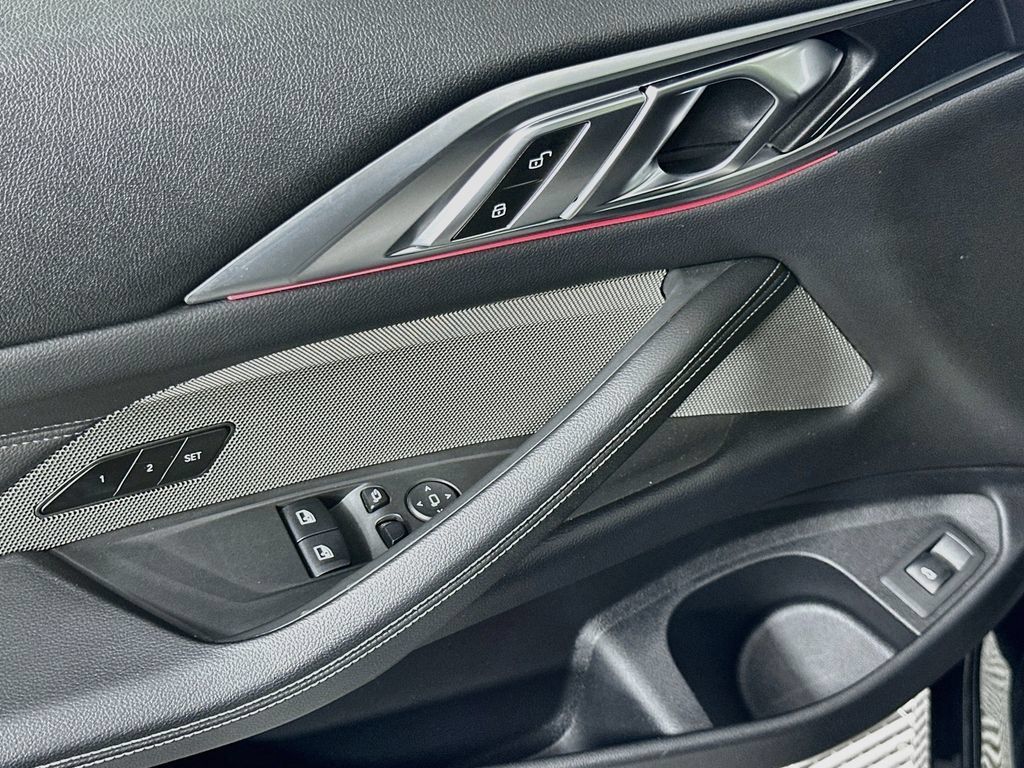 Used 2022 BMW 430i Coupe w/ M Sport Package RWD image 18