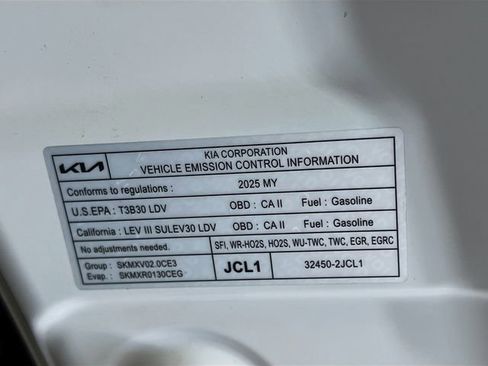 Certified 2025 Kia K4 EX image 30
