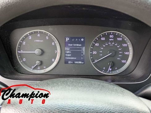 Used 2017 Hyundai Sonata SE image 27
