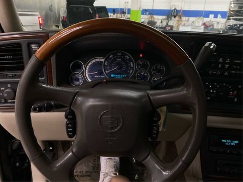 Used 2002 Cadillac Escalade EXT AWD/4WD image 22