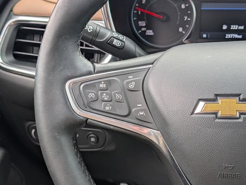 Used 2023 Chevrolet Equinox Premier image 14