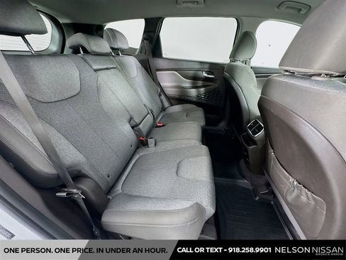 Used 2019 Hyundai Santa Fe SE FWD image 25