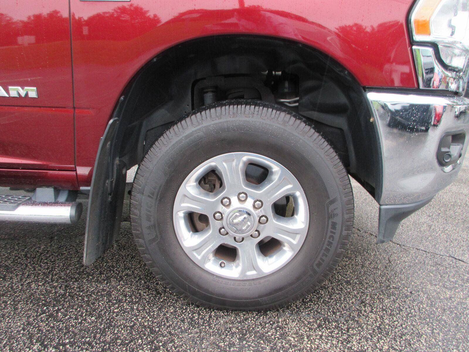 Used 2020 RAM 2500 Big Horn w/ Level 1 Equipment Group AWD/4WD image 24