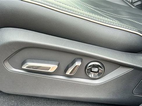 New 2026 Acura MDX w/ Advance Package image 11