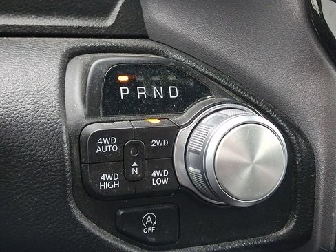 Used 2023 RAM 1500 Laramie AWD/4WD image 17