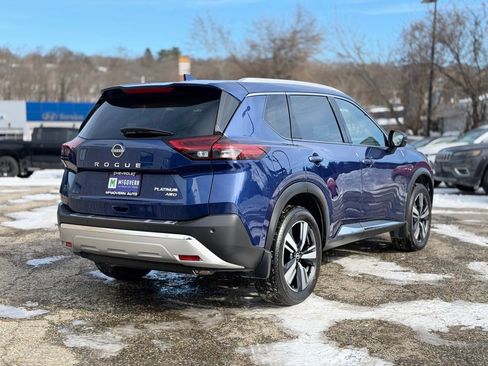 Used 2023 Nissan Rogue Platinum w/ Platinum Premium Package image 6