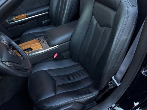 Used 2004 Cadillac XLR image 39