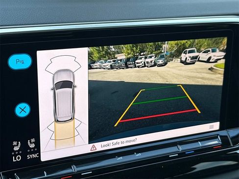 New 2025 Volkswagen Atlas SEL image 10