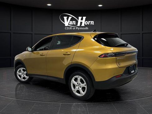 Used 2024 Dodge Hornet GT image 3