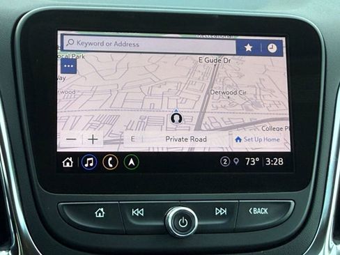 Used 2022 Chevrolet Equinox LT AWD/4WD image 15