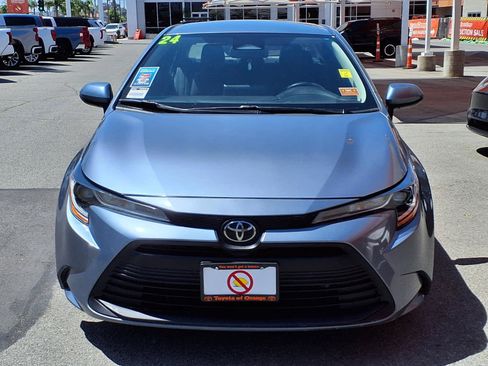 Used 2024 Toyota Corolla LE FWD image 2