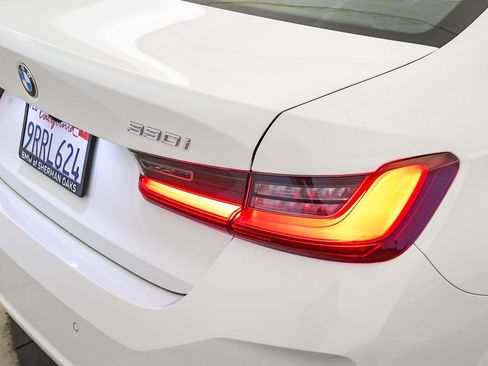 Used 2025 BMW 330i Sedan w/ Convenience Package image 13