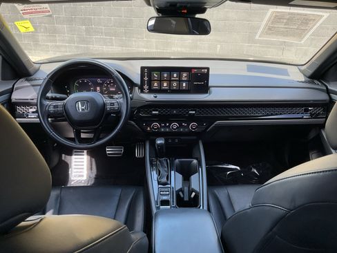 Used 2023 Honda Accord Sport image 15