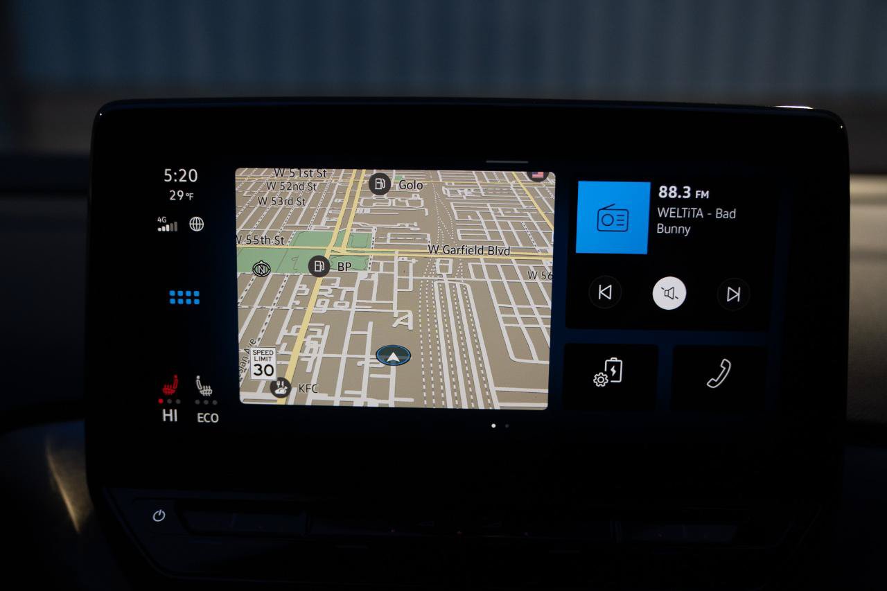 Used 2022 Volkswagen ID.4 Pro RWD image 31