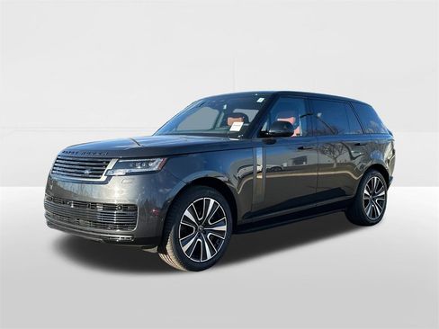 New 2025 Land Rover Range Rover SV image 1