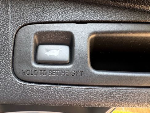 Used 2018 Honda CR-V EX-L image 11