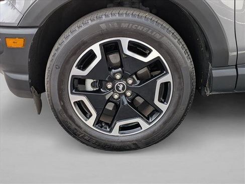 Used 2023 Ford Bronco Sport Outer Banks image 10