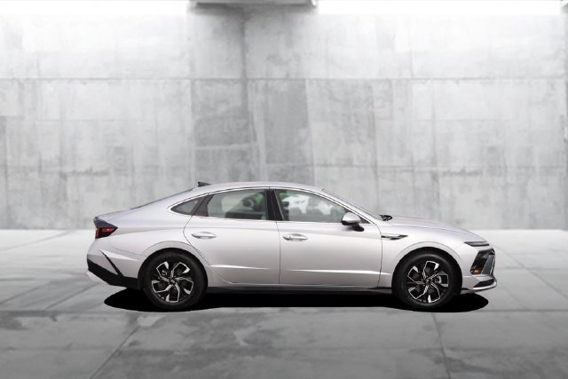 Used 2025 Hyundai Sonata SEL FWD image 5