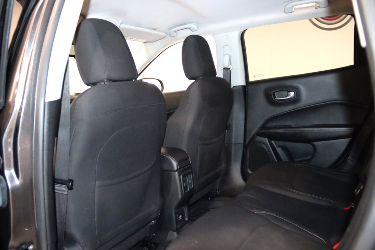 Used 2018 Jeep Compass Sport AWD/4WD image 45
