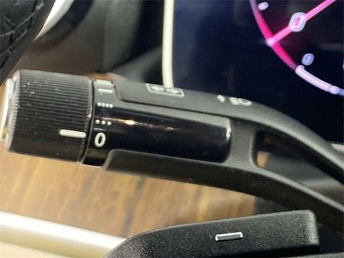 Used 2025 Mercedes-Benz C 300 4MATIC Sedan image 18