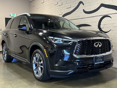 Used 2024 INFINITI QX60 Luxe image 10