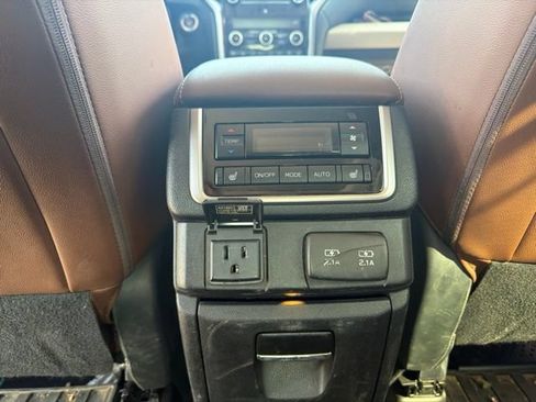 Used 2022 Subaru Ascent Touring w/ Popular Package #2A AWD/4WD image 6
