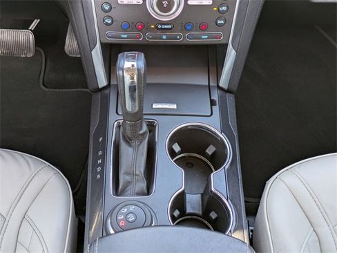 Used 2017 Ford Explorer Platinum image 23