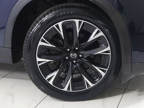 Used 2024 MAZDA CX-90 Plug-In Hybrid w/ Premium Plus AWD/4WD image 18
