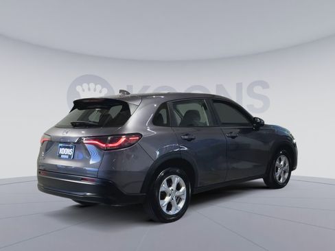 Used 2023 Honda HR-V LX image 11