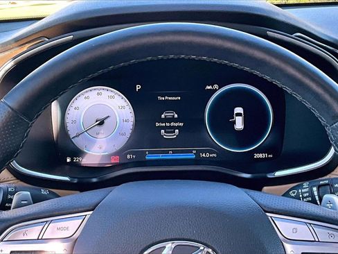 Certified 2023 Hyundai Santa Fe Calligraphy image 13