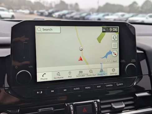 Used 2024 Nissan Pathfinder SL image 29