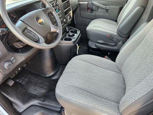 New 2025 Chevrolet Express 3500 w/ Power Convenience Package image 4