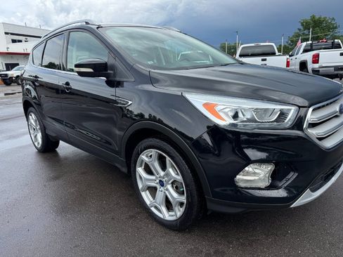 Used 2017 Ford Escape Titanium AWD/4WD image 12