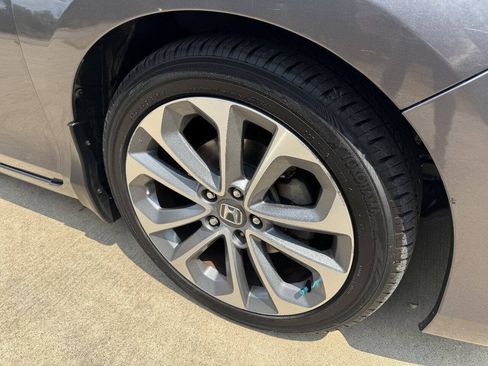 Used 2015 Honda Accord EX-L image 17