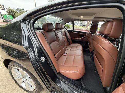 Used 2011 BMW 528i Sedan RWD image 13