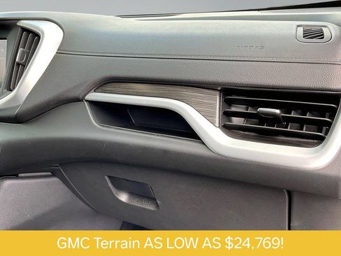 Used 2023 GMC Terrain SLE w/ Driver Convenience Package AWD/4WD image 17