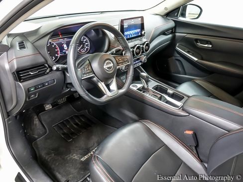 Used 2024 Nissan Sentra SR w/ SR Premium Package image 10