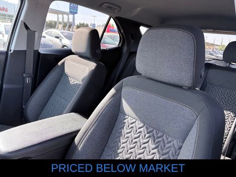 Used 2023 Chevrolet Equinox LT AWD/4WD image 11