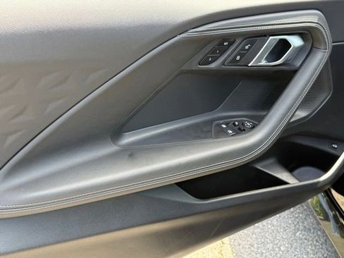 Used 2025 BMW 230i Coupe w/ Premium Package RWD image 17
