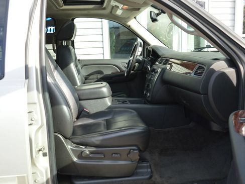 Used 2009 GMC Yukon SLT image 20