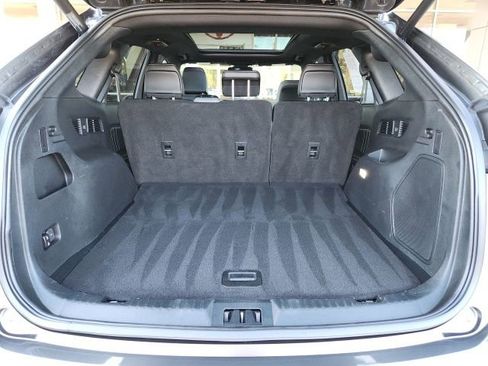Used 2020 Ford Edge ST image 22