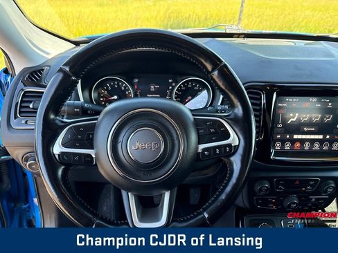Used 2021 Jeep Compass Limited AWD/4WD image 19